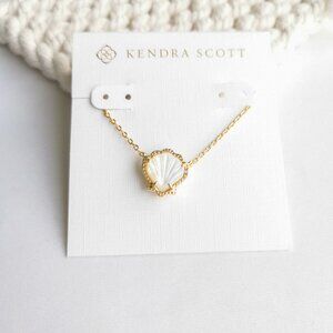 Kendra Scott Brynne Shell Gold Ivory Mother-of-Pearl Necklace